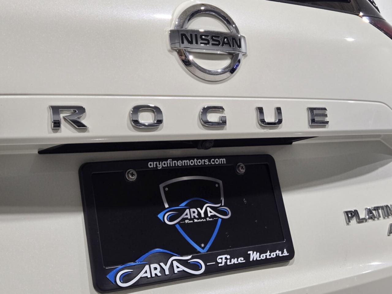 2021 Nissan Rogue Platinum PKG No Accidents 360 surround Camera Bose Photo