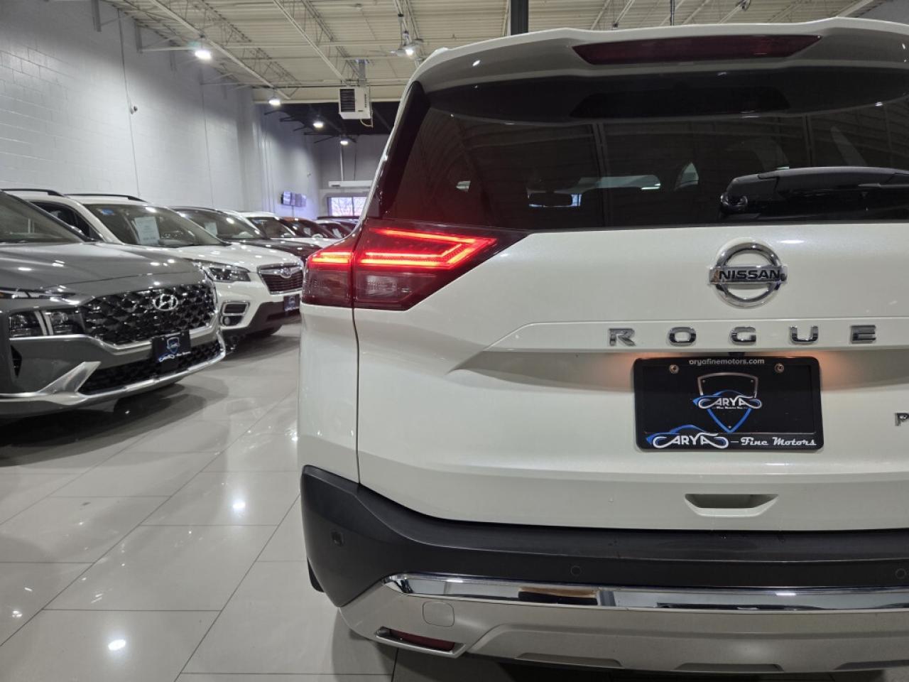 2021 Nissan Rogue Platinum PKG No Accidents 360 surround Camera Bose Photo