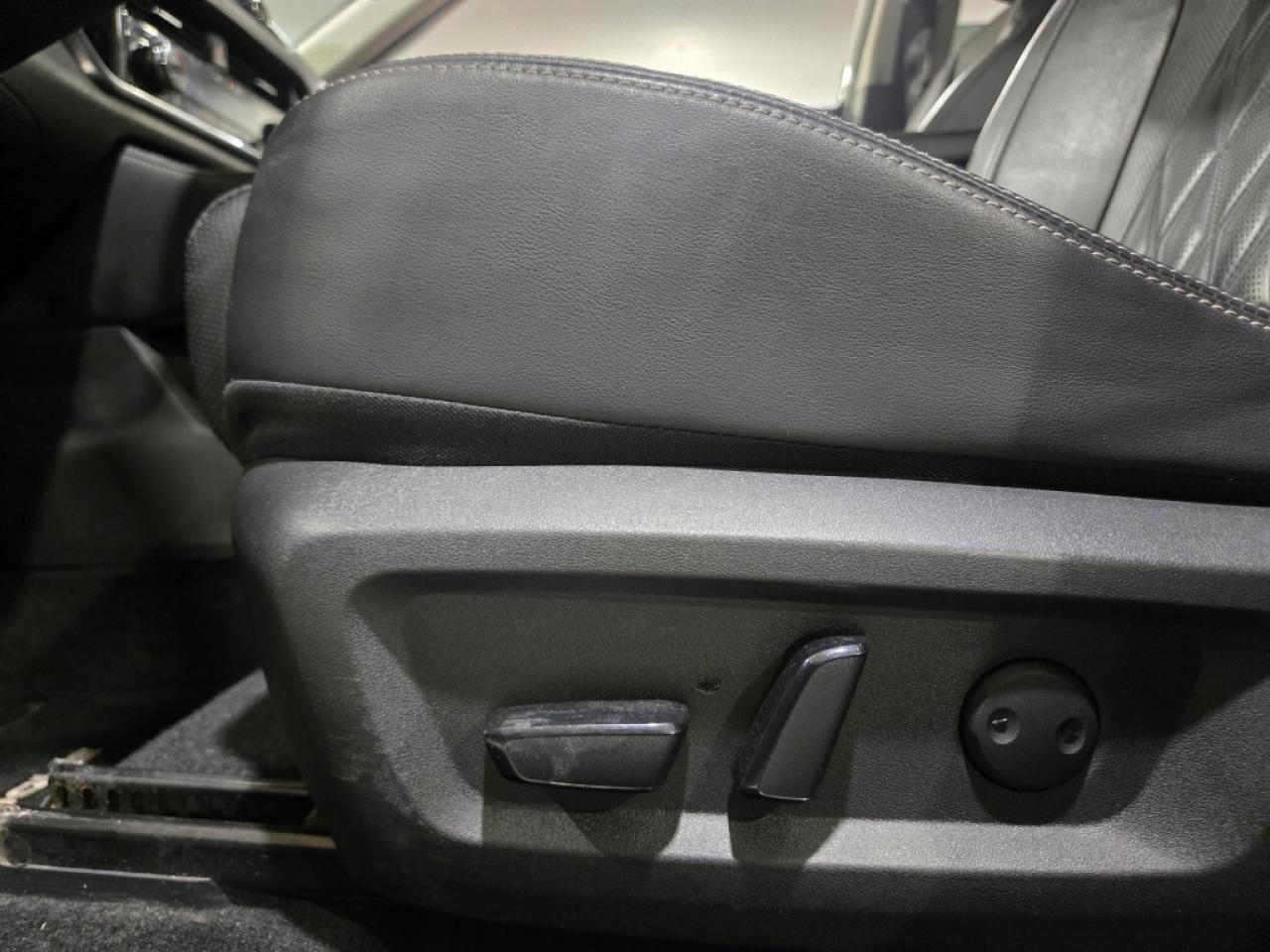 2021 Nissan Rogue Platinum PKG No Accidents 360 surround Camera Bose Photo