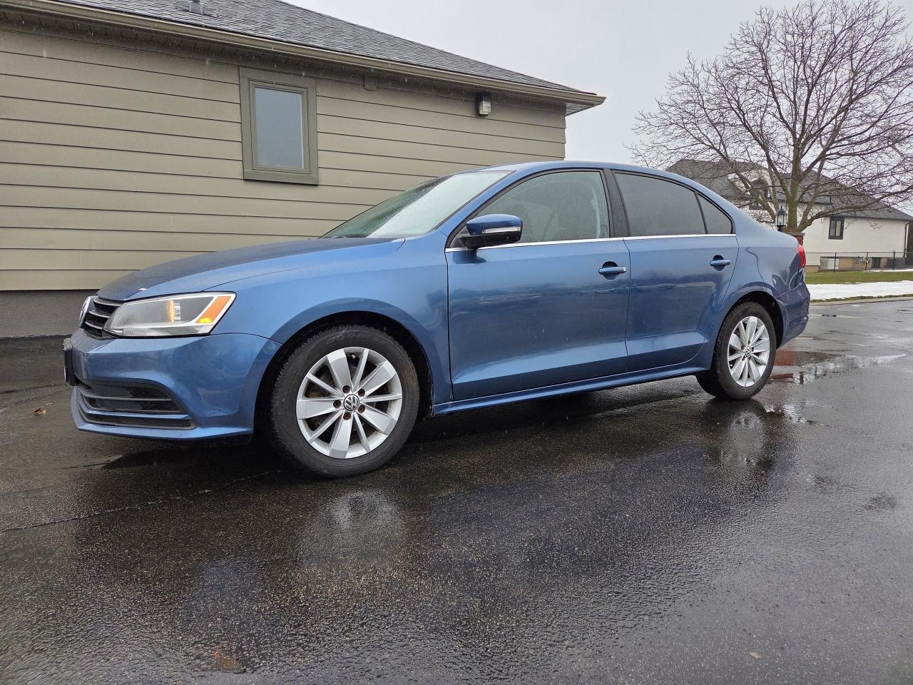 2015 Volkswagen Jetta Sedan 4dr 2.0L Auto Trendline ,Sunroof, Drives Great! Photo