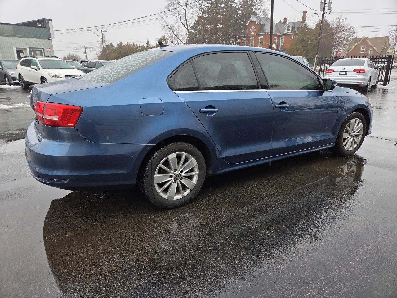 2015 Volkswagen Jetta Sedan 4dr 2.0L Auto Trendline ,Sunroof, Drives Great! Photo