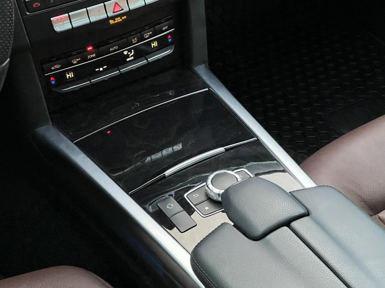 2016 Mercedes-Benz E-Class E400 Wagon - RARE! - Highly Optioned - 2 Keys - Lo Photo