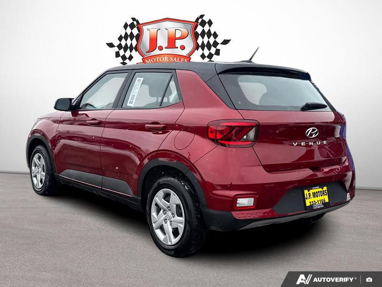 2024 Hyundai Venue Essential w/Two-Tone BACKUP CAM   BLUETOOTH   HTD Photo3