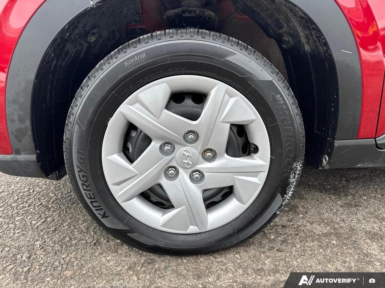 2024 Hyundai Venue Essential w/Two-Tone BACKUP CAM   BLUETOOTH   HTD Photo