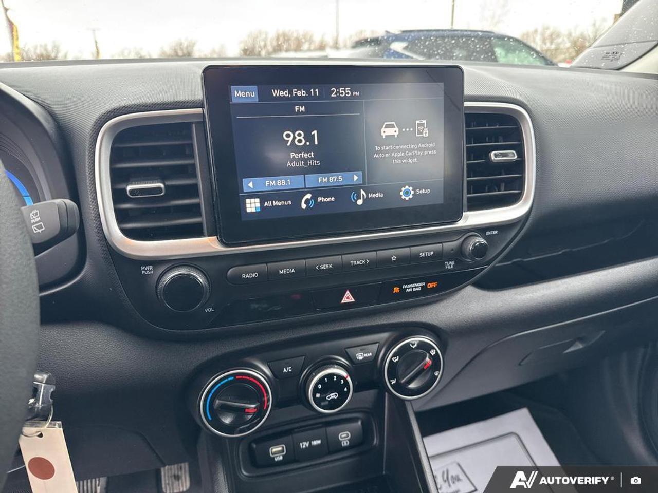 2024 Hyundai Venue Essential w/Two-Tone BACKUP CAM   BLUETOOTH   HTD Photo