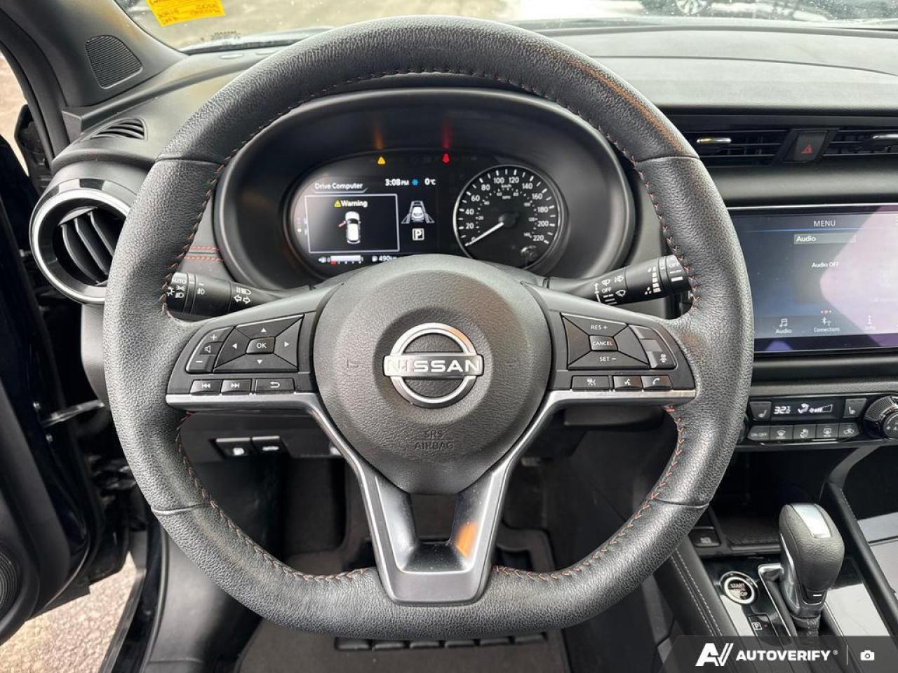 2024 Nissan Kicks SR BACKUP CAM   BLUETOOTH   HTD SEATS   KETLESS EN Photo