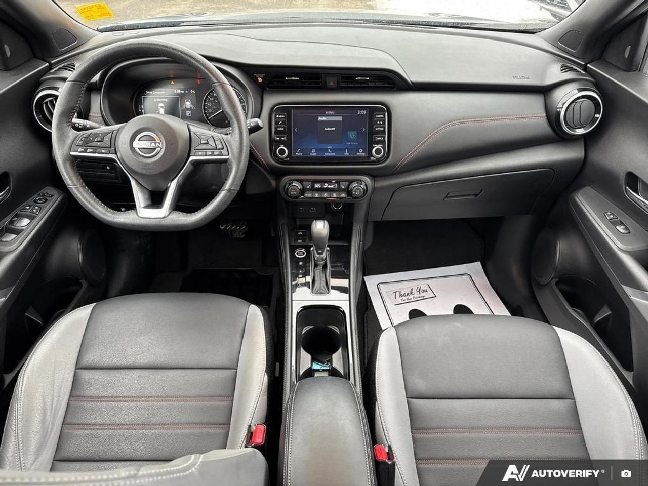 2024 Nissan Kicks SR BACKUP CAM   BLUETOOTH   HTD SEATS   KETLESS EN Photo