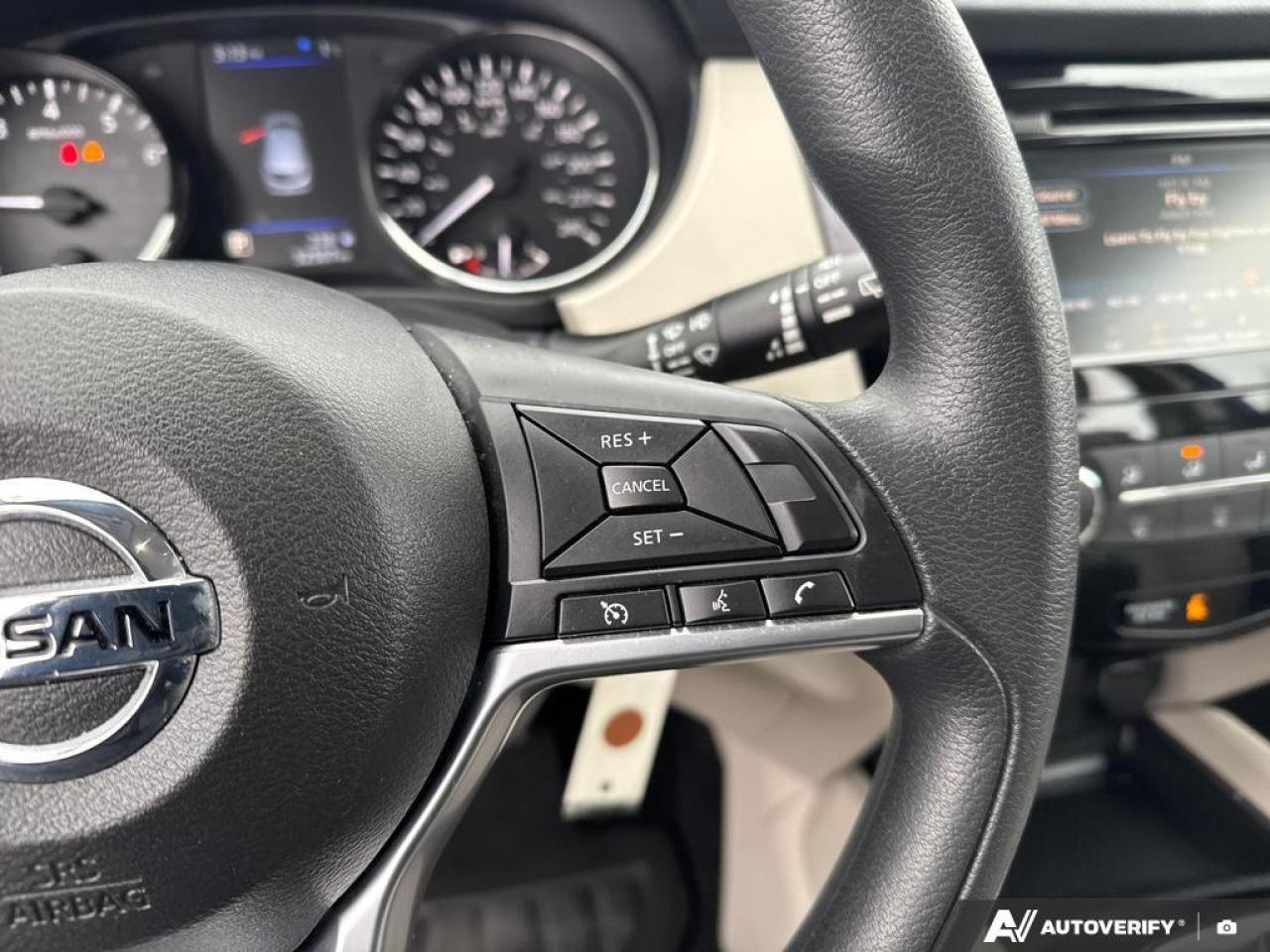 2023 Nissan Qashqai S BACKUP CAM   BLUETOOTH   HTD SEATS   KEYLESS ENT Photo