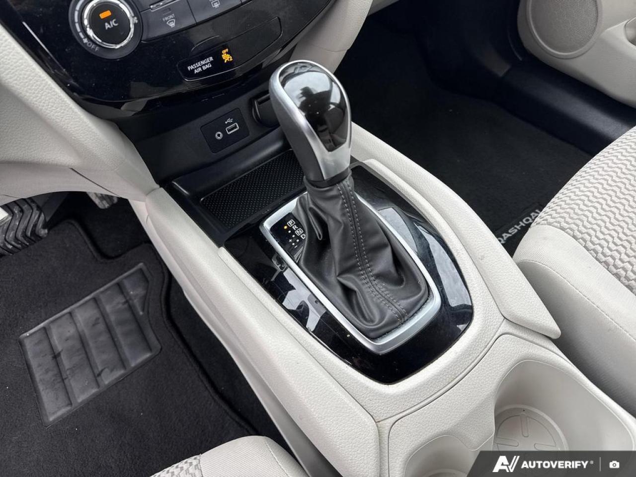 2023 Nissan Qashqai S BACKUP CAM   BLUETOOTH   HTD SEATS   KEYLESS ENT Photo