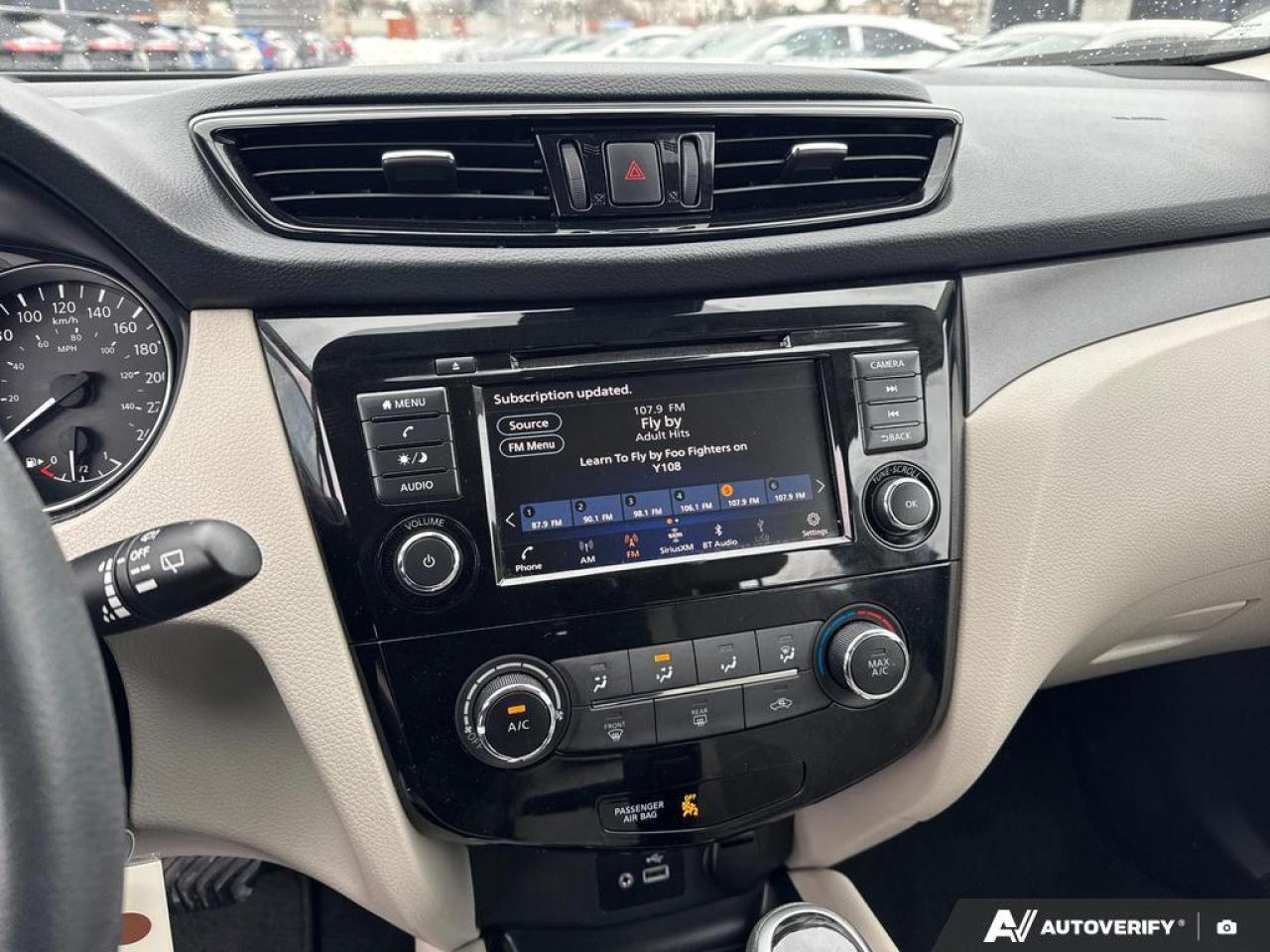 2023 Nissan Qashqai S BACKUP CAM   BLUETOOTH   HTD SEATS   KEYLESS ENT Photo