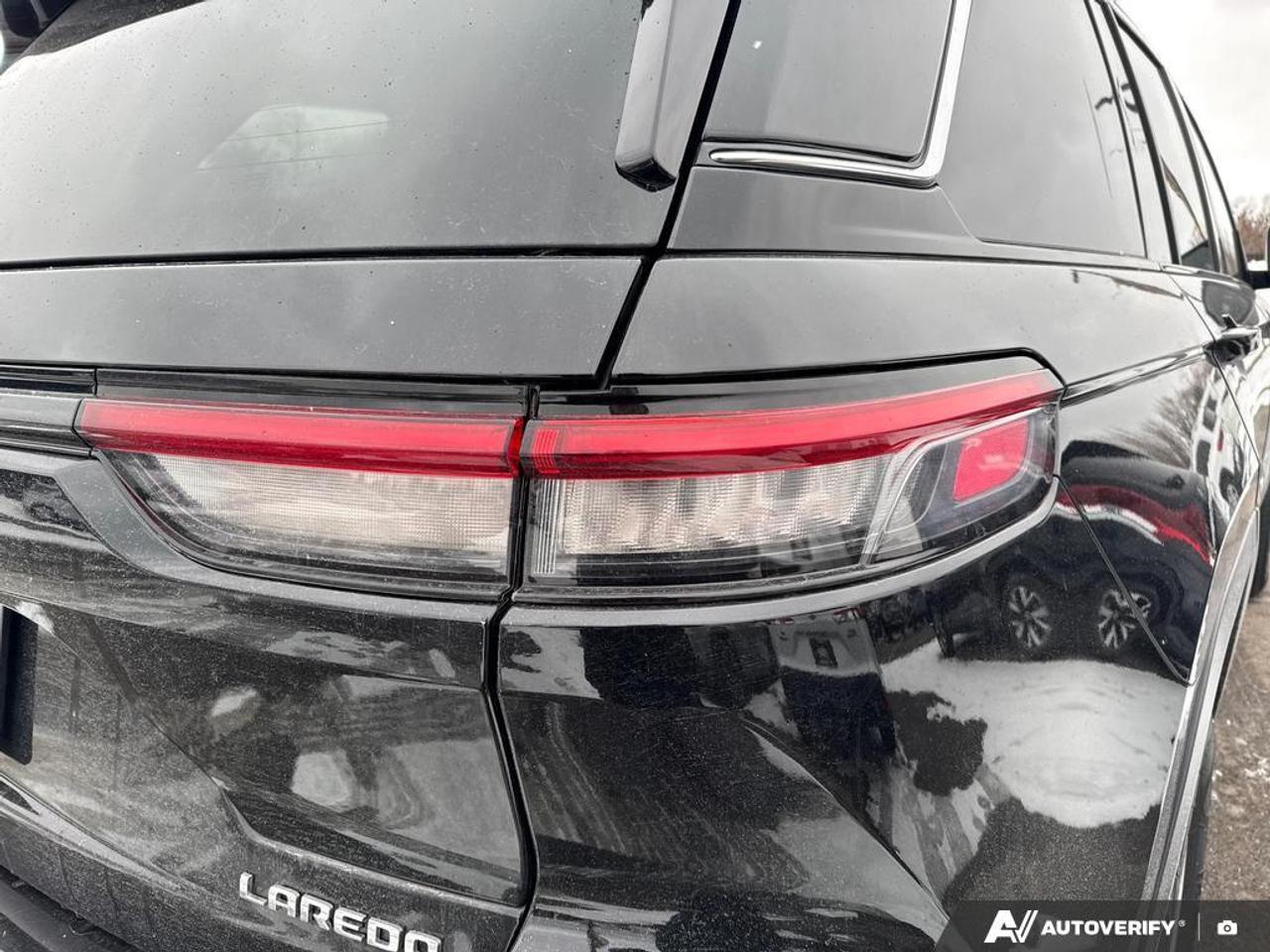 2023 Jeep Grand Cherokee Laredo BACKUP CAM   BLUETOOTH   HTD SEATS   KEYLES Photo