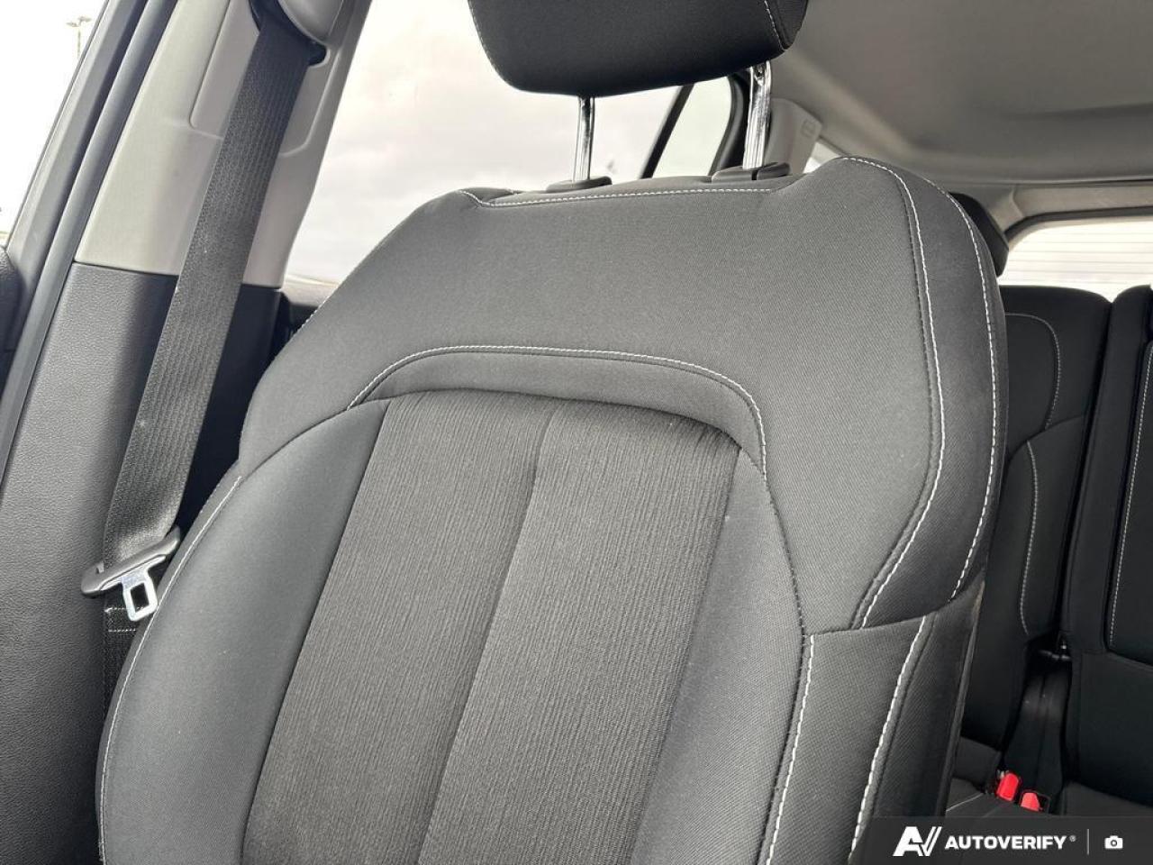 2023 Jeep Grand Cherokee Laredo BACKUP CAM   BLUETOOTH   HTD SEATS   KEYLES Photo