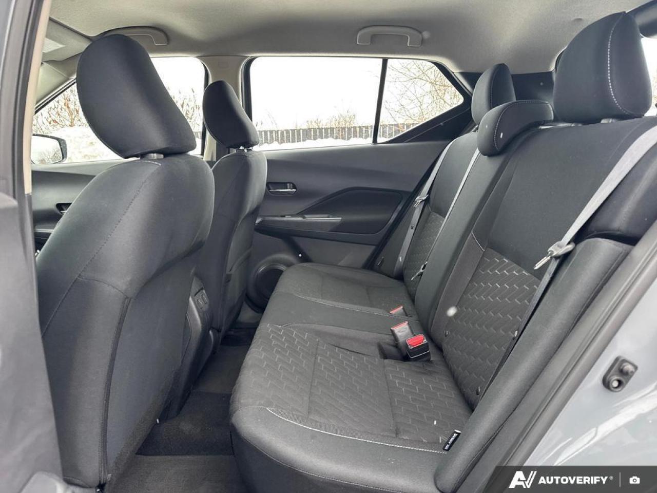 2024 Nissan Kicks SV BACKUP CAM   BLUETOOTH   HTD SEATS   KEYLESS EN Photo