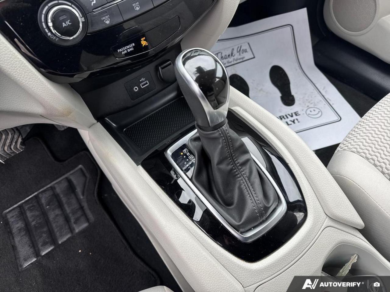 2023 Nissan Qashqai S BACKUP CAM   BLUETOOTH   HTD SEATS   KEYLESS ENT Photo