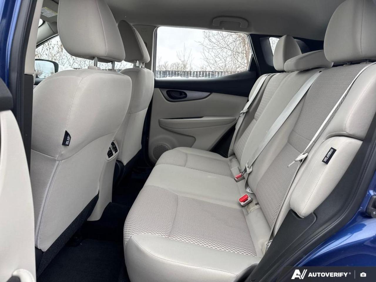 2023 Nissan Qashqai S BACKUP CAM   BLUETOOTH   HTD SEATS   KEYLESS ENT Photo