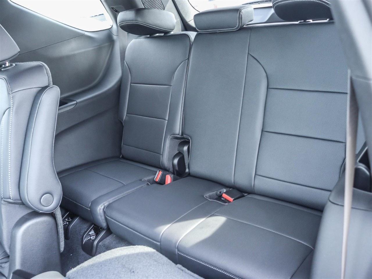 2026 Chevrolet Traverse AWD 4dr LT Photo