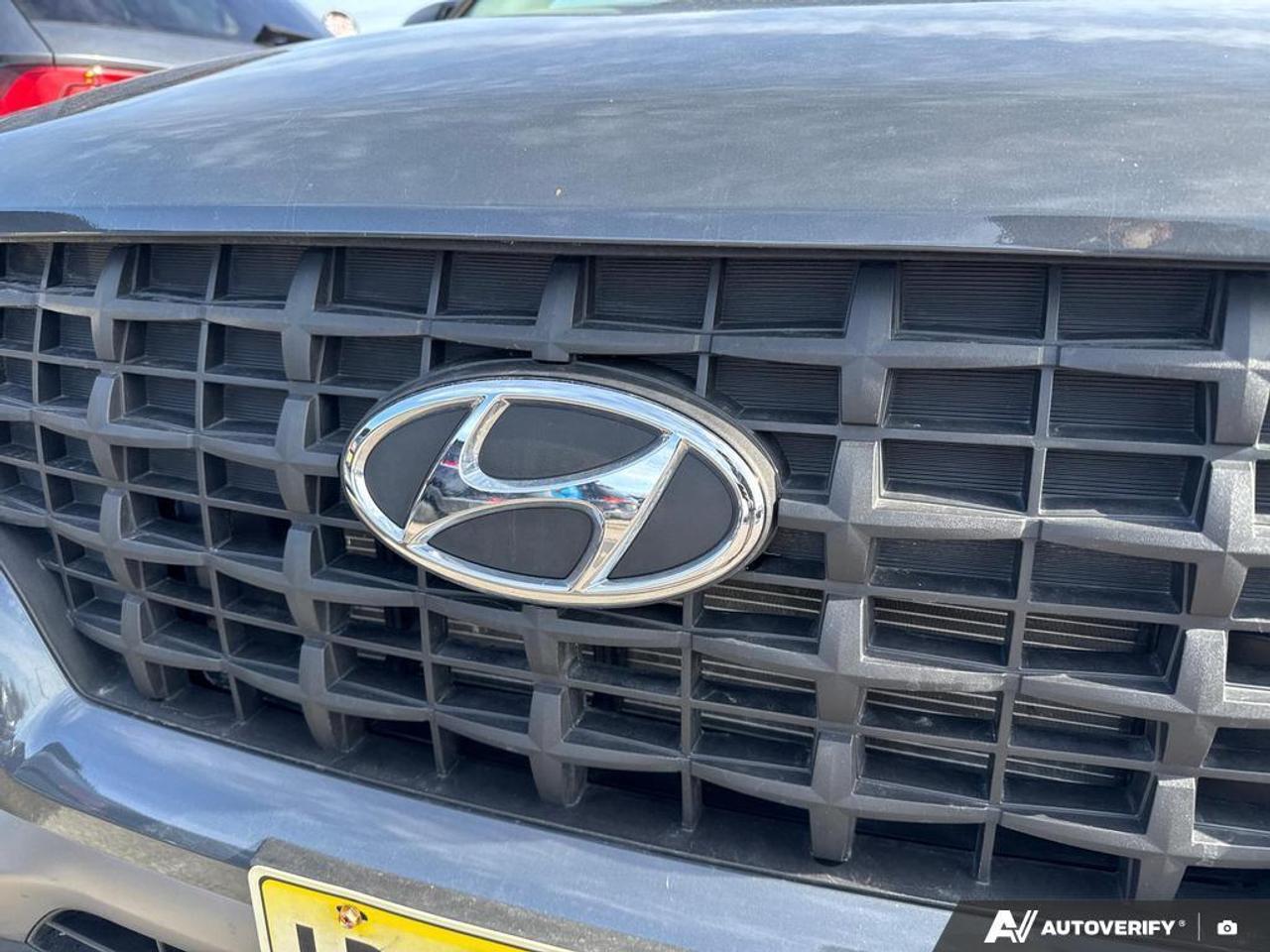 2023 Hyundai Venue Essential w/Two-Tone BACKUP CAM   BLUETOOTH   HTD Photo