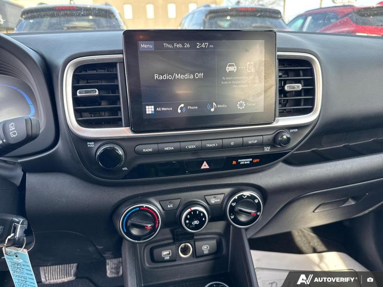 2023 Hyundai Venue Essential w/Two-Tone BACKUP CAM   BLUETOOTH   HTD Photo