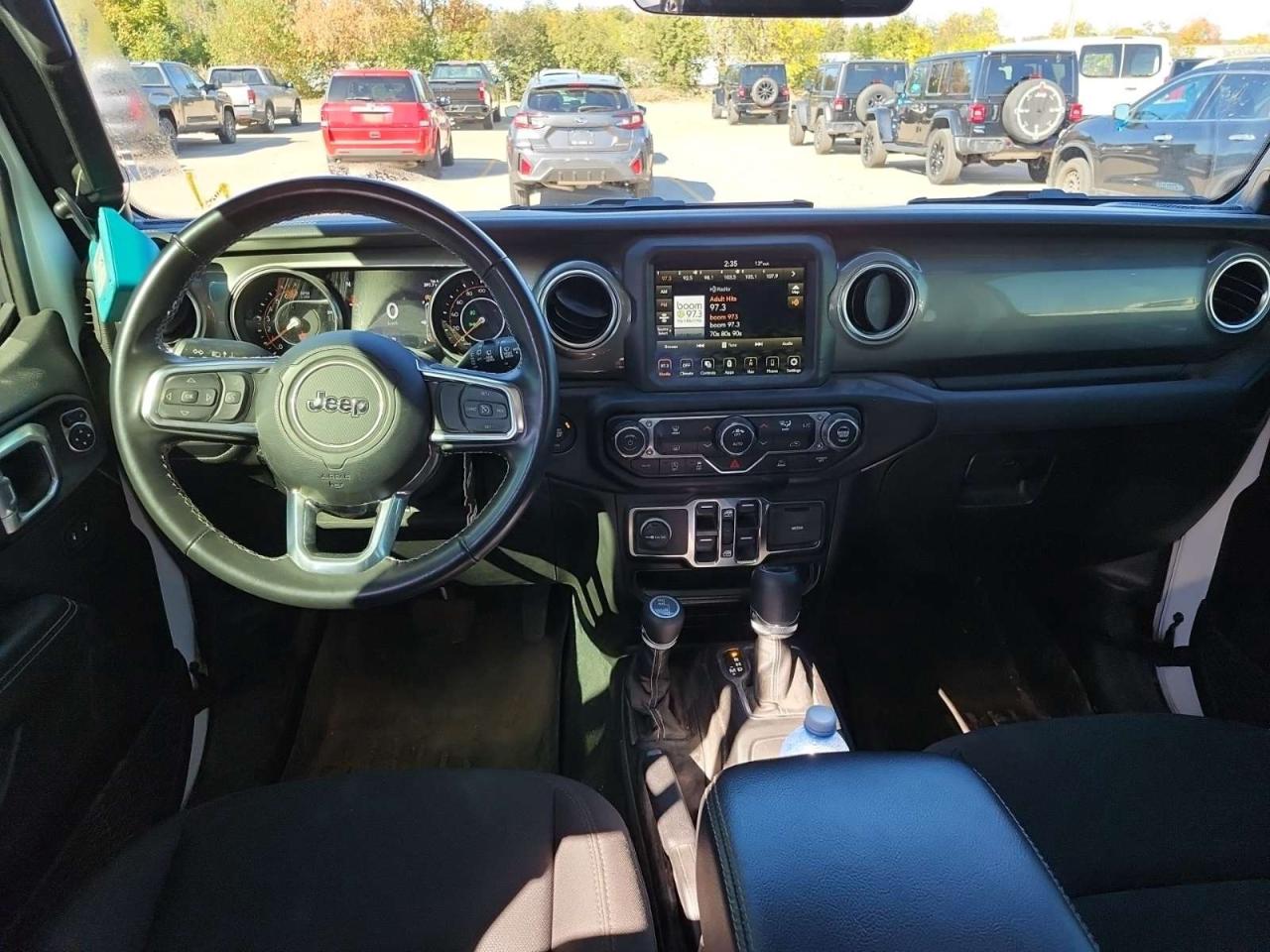 2022 Jeep WRANGLER UNLIMITED Sahara 4dr 4x4 Photo