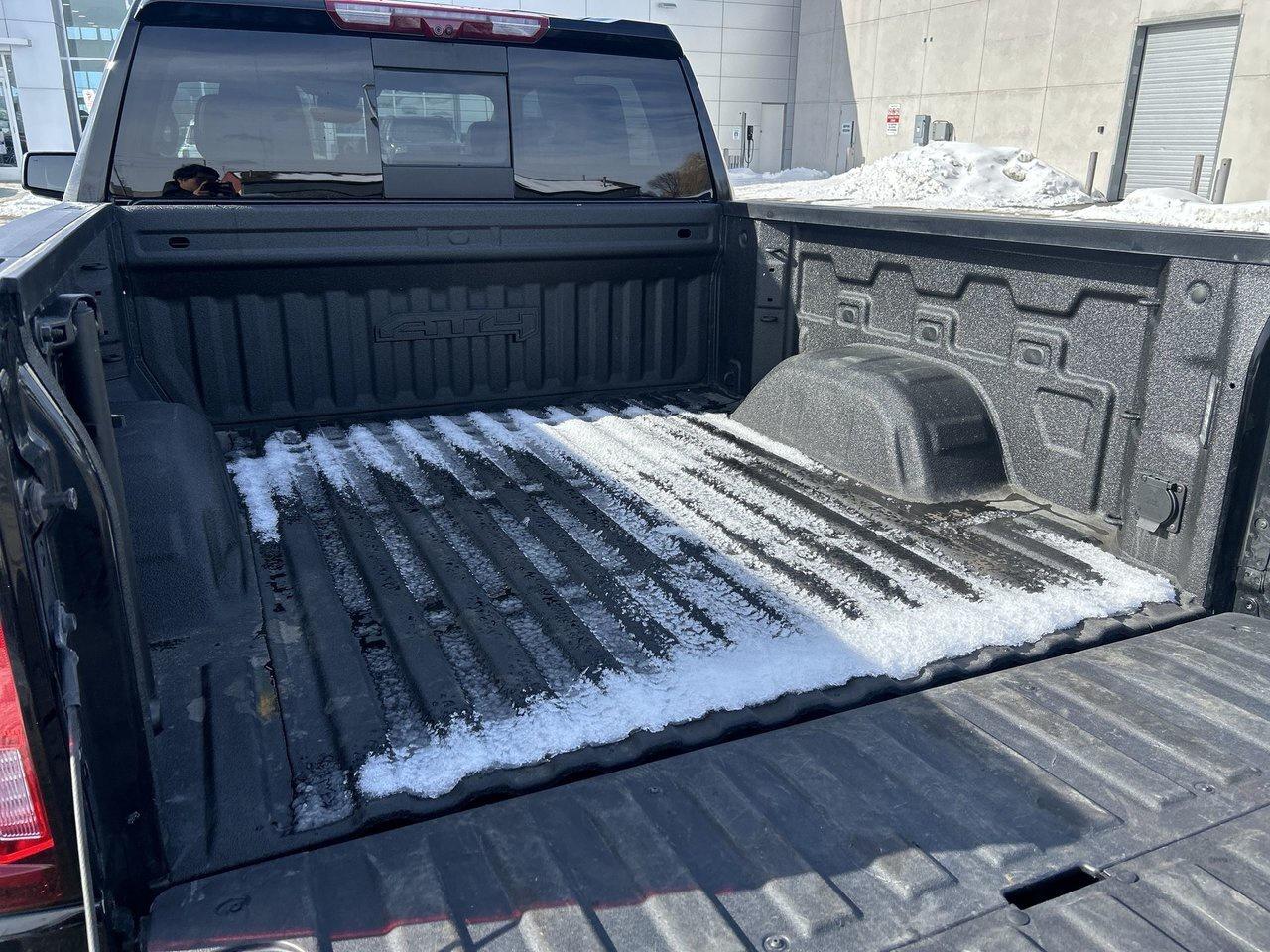 2024 GMC Sierra 1500 Crew Cab Short Box 4-Wheel Drive AT4 6.2L Sunroof Photo