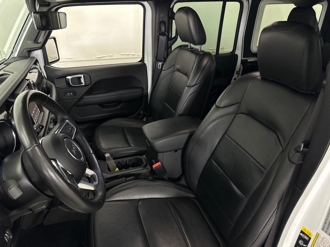 2023 Jeep Wrangler SAHARA 4DR 4X4 Photo