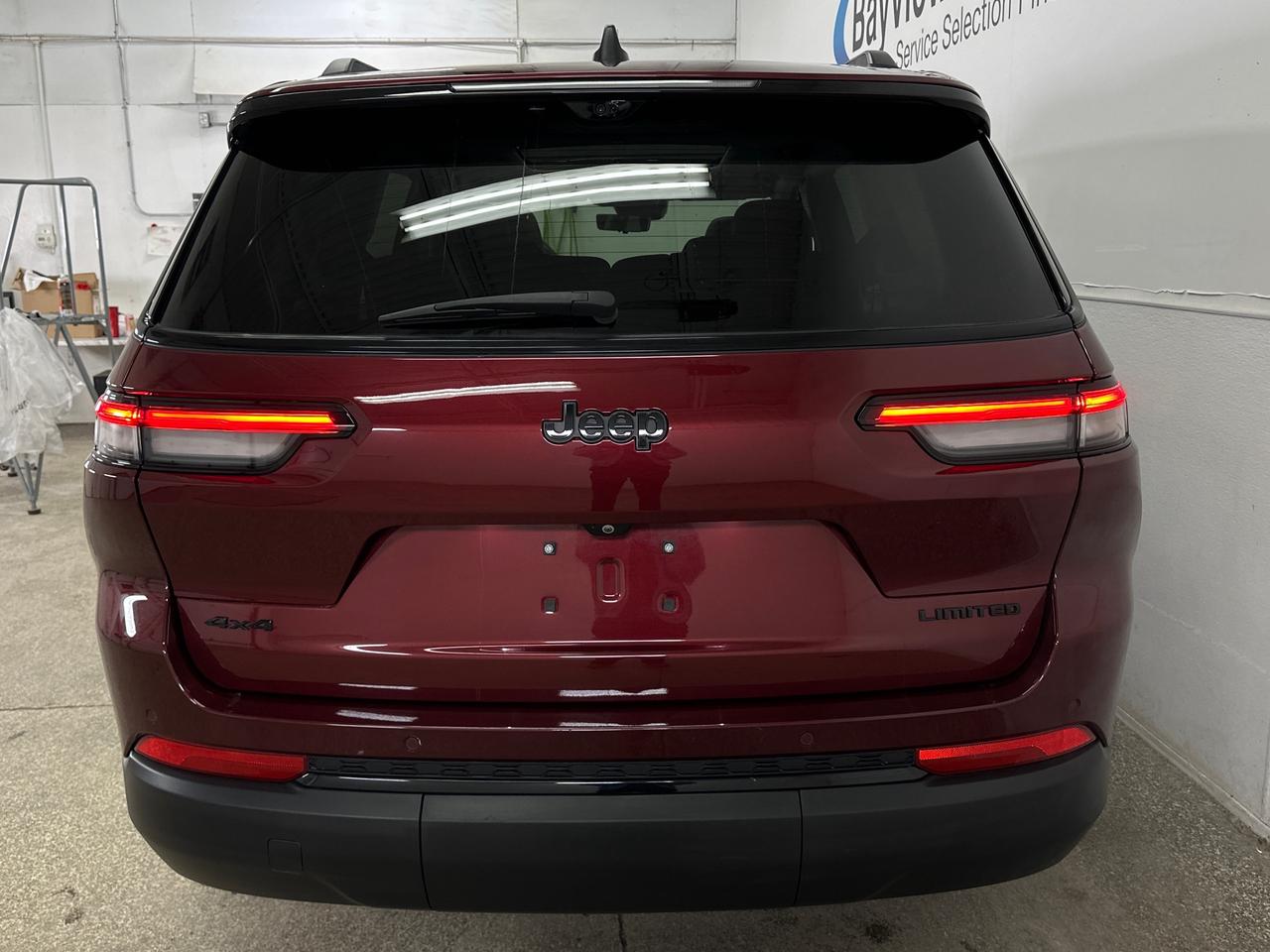 2024 Jeep Grand Cherokee L Limited 4dr 4x4 Photo