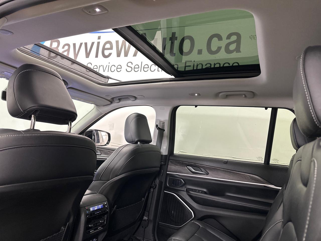 2024 Jeep Grand Cherokee L Limited 4dr 4x4 Photo