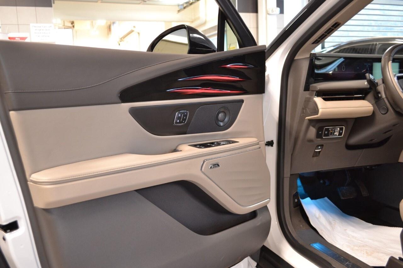 2024 Lincoln Nautilus Reserve AWD Photo