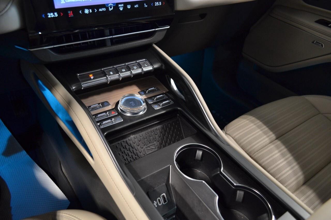 2024 Lincoln Nautilus Reserve AWD Photo