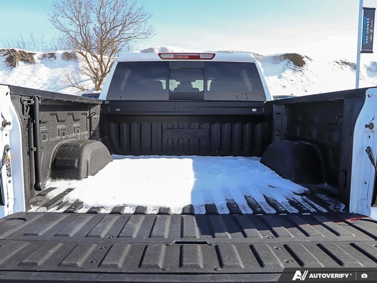 2025 GMC Sierra 1500 Crew Cab Short Box 4-Wheel Drive AT4 Photo