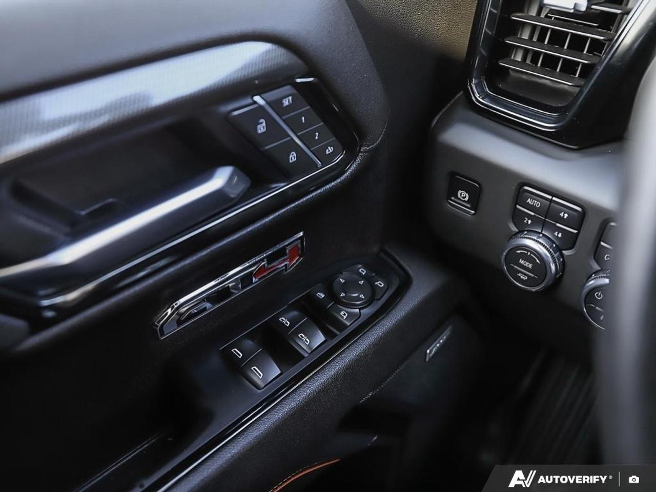 2025 GMC Sierra 1500 Crew Cab Short Box 4-Wheel Drive AT4 Photo