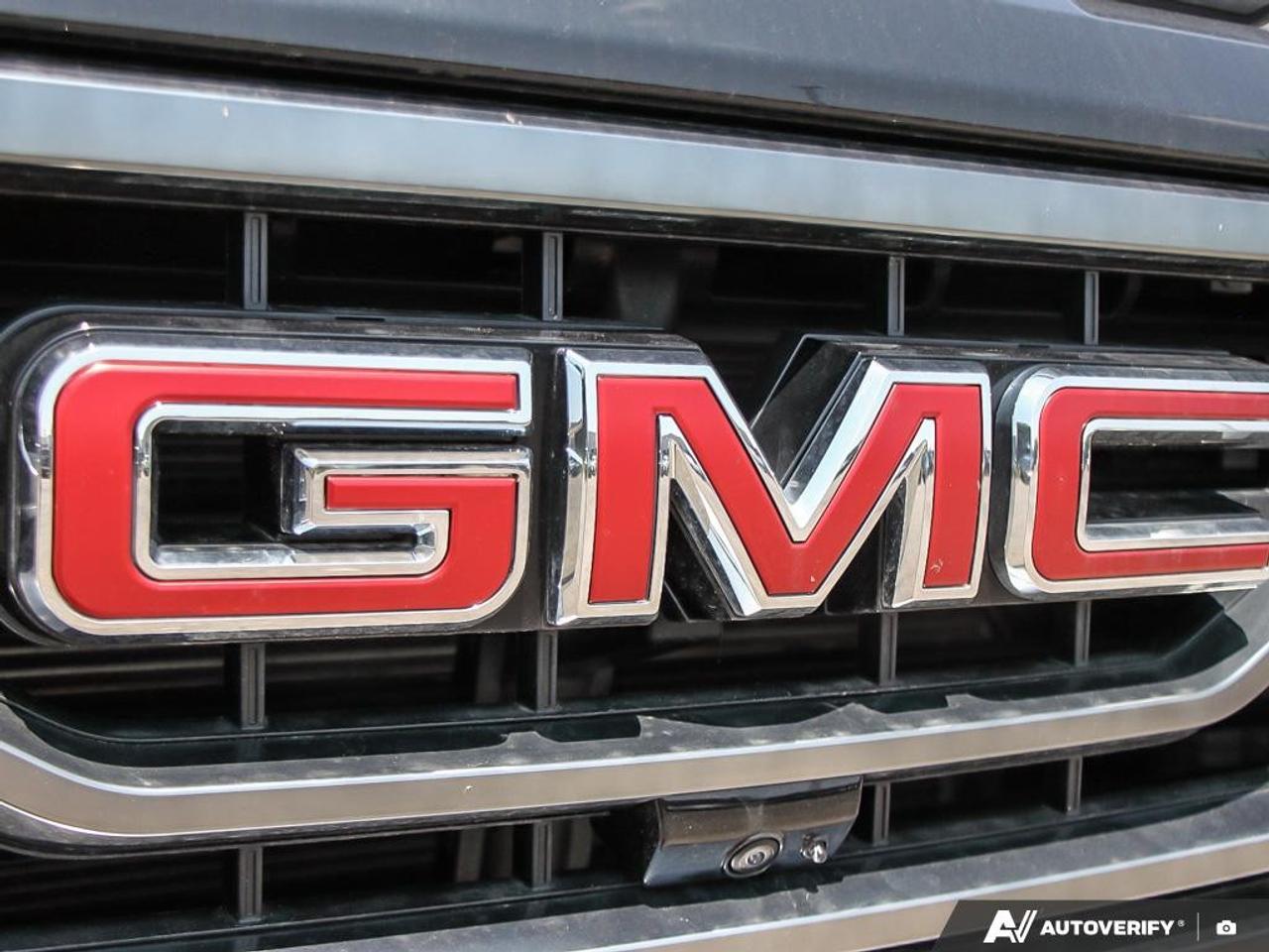 2025 GMC Sierra 1500 Crew Cab Short Box 4-Wheel Drive AT4 Photo