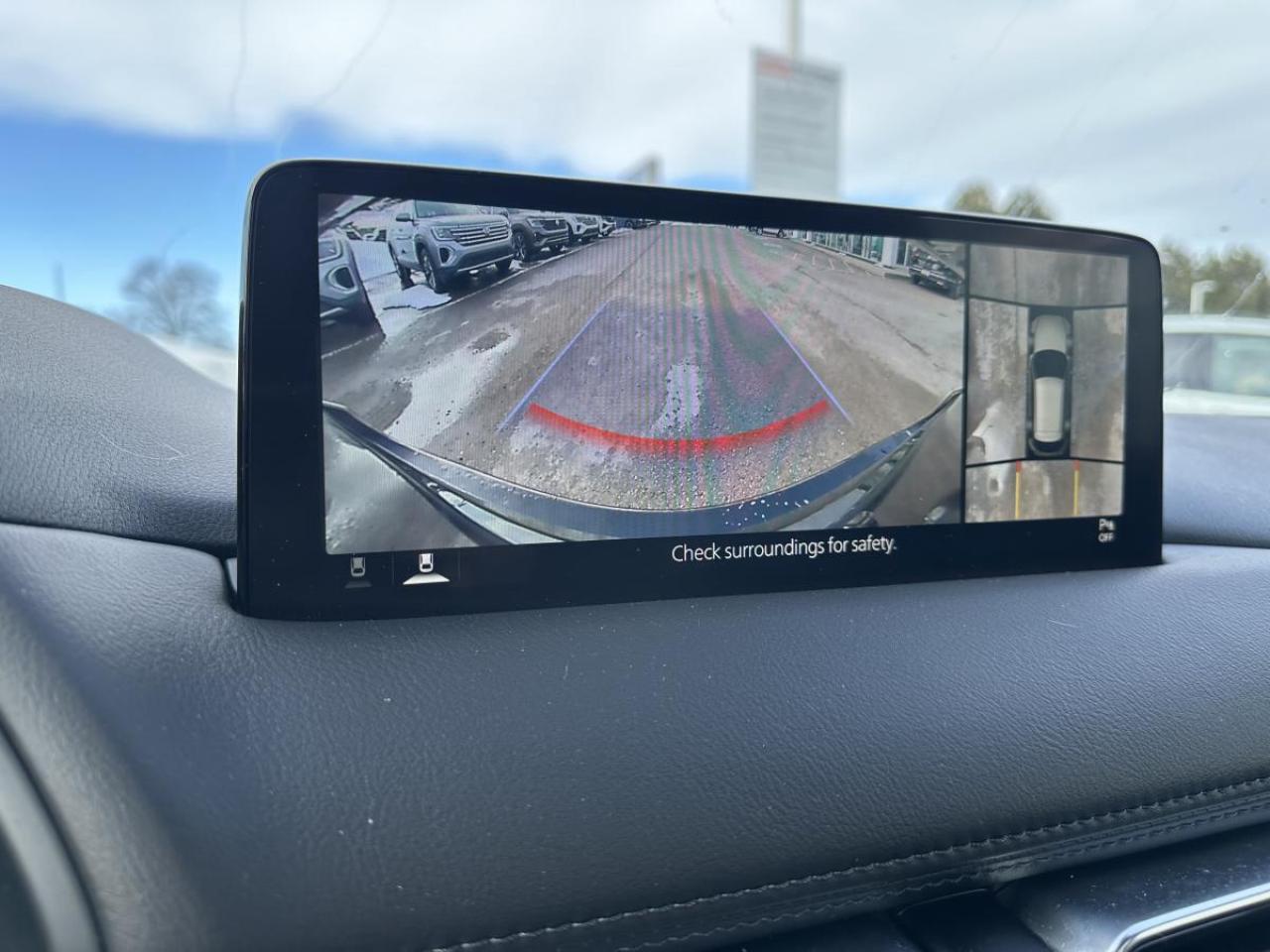 2022 Mazda CX-5 Signature AWD Photo