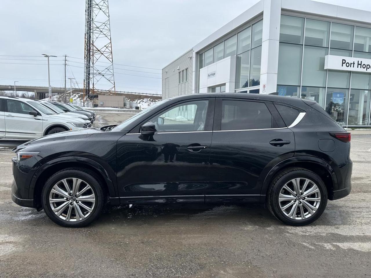 2022 Mazda CX-5 Signature AWD Photo
