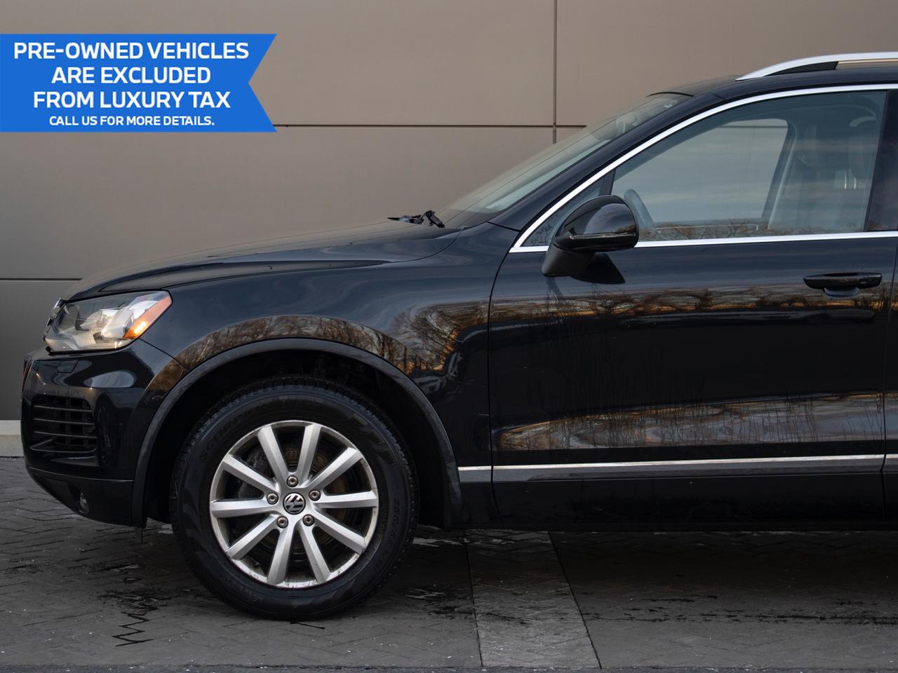 2014 Volkswagen Touareg AS IS SALE Photo2