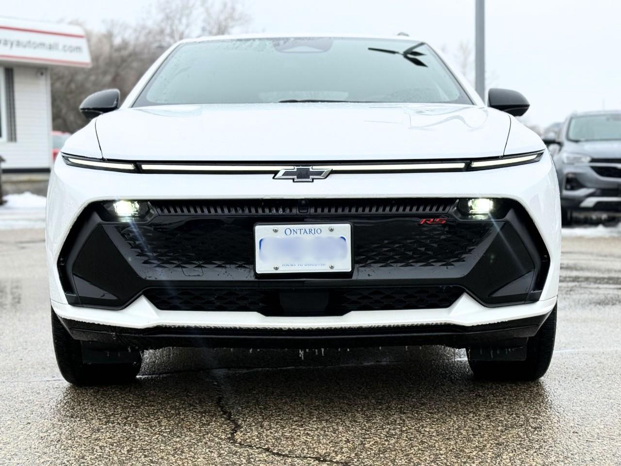 2025 Chevrolet Equinox EV RS 4dr Photo