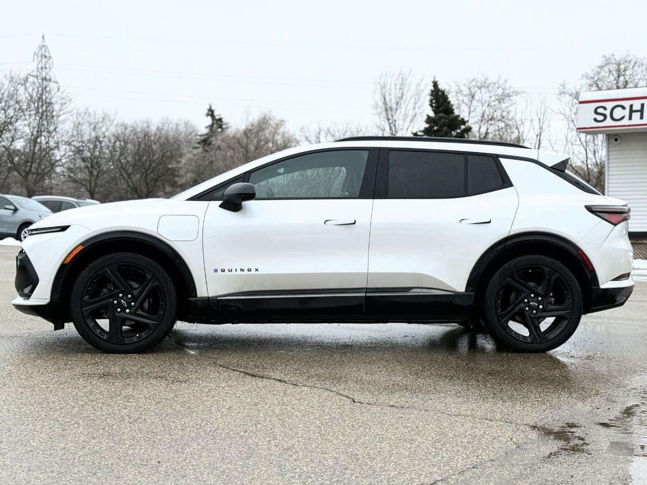 2025 Chevrolet Equinox EV RS 4dr Photo