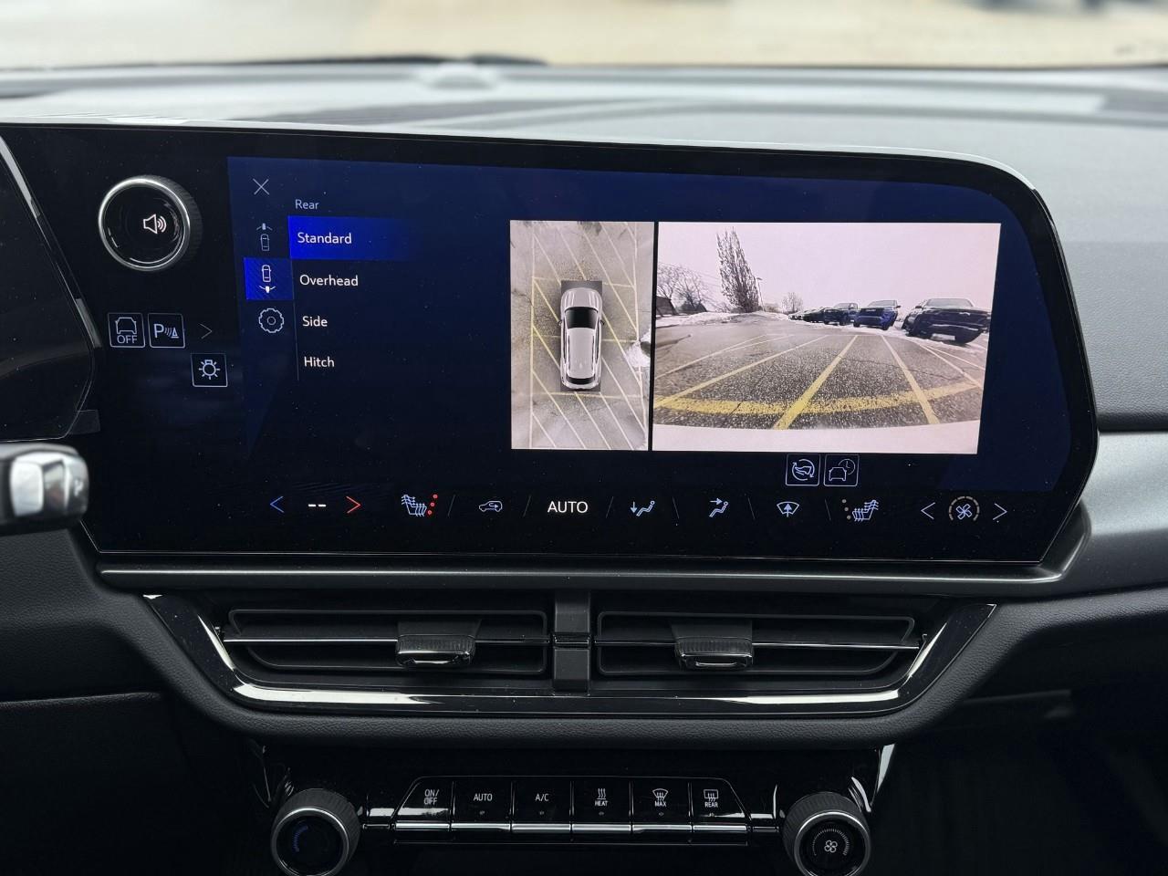 2025 Chevrolet Equinox EV RS 4dr Photo