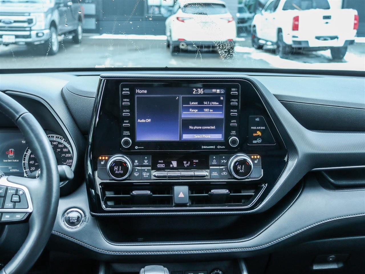 2022 Toyota Highlander XSE 4dr All-Wheel Drive Photo