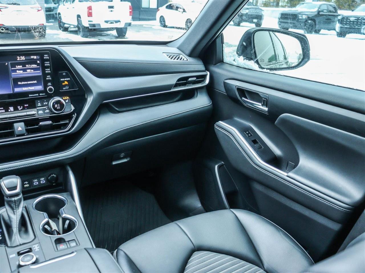 2022 Toyota Highlander XSE 4dr All-Wheel Drive Photo