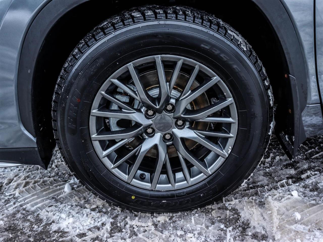 2022 Toyota Highlander XSE 4dr All-Wheel Drive Photo