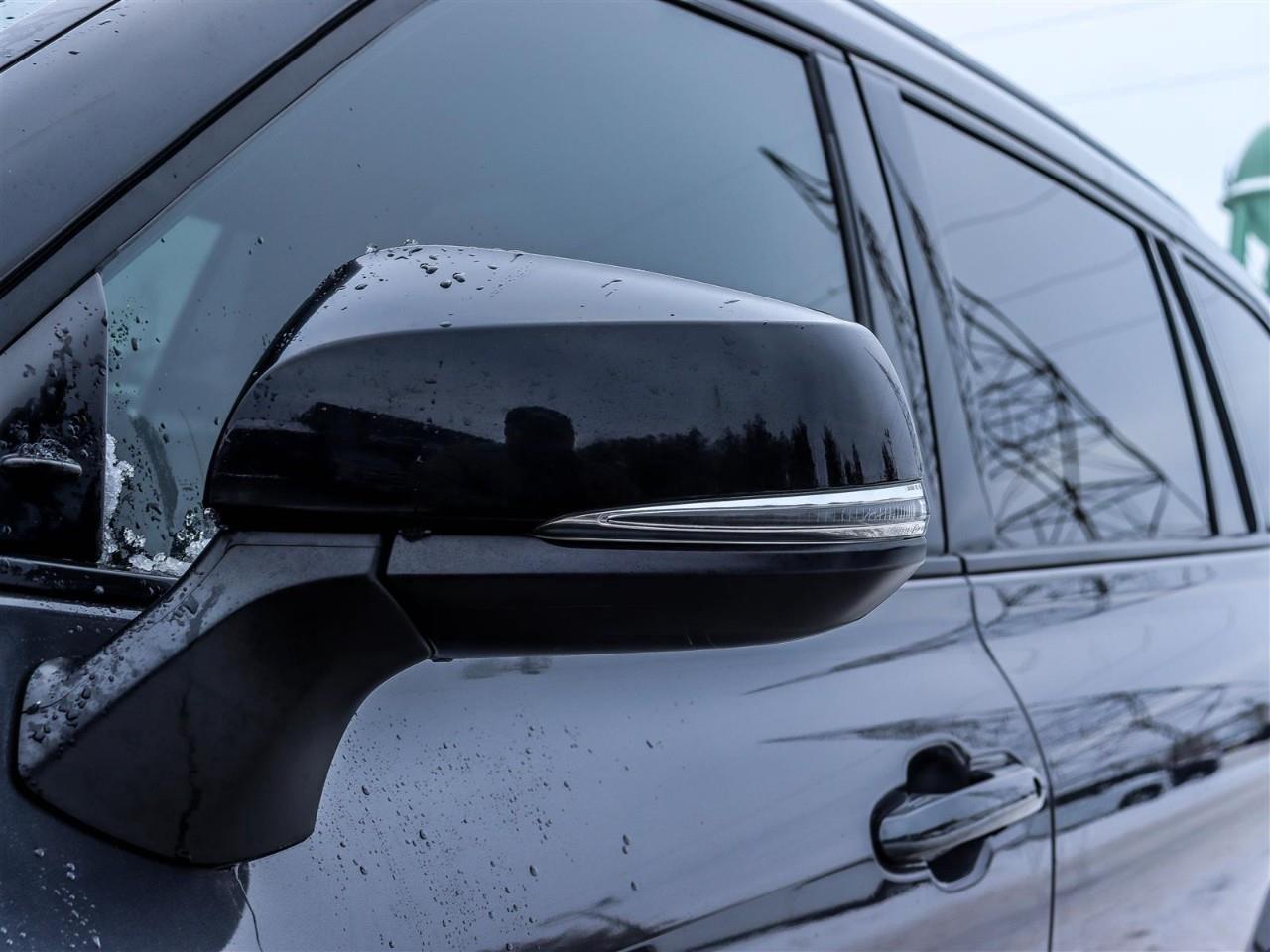 2022 Toyota Highlander XSE 4dr All-Wheel Drive Photo