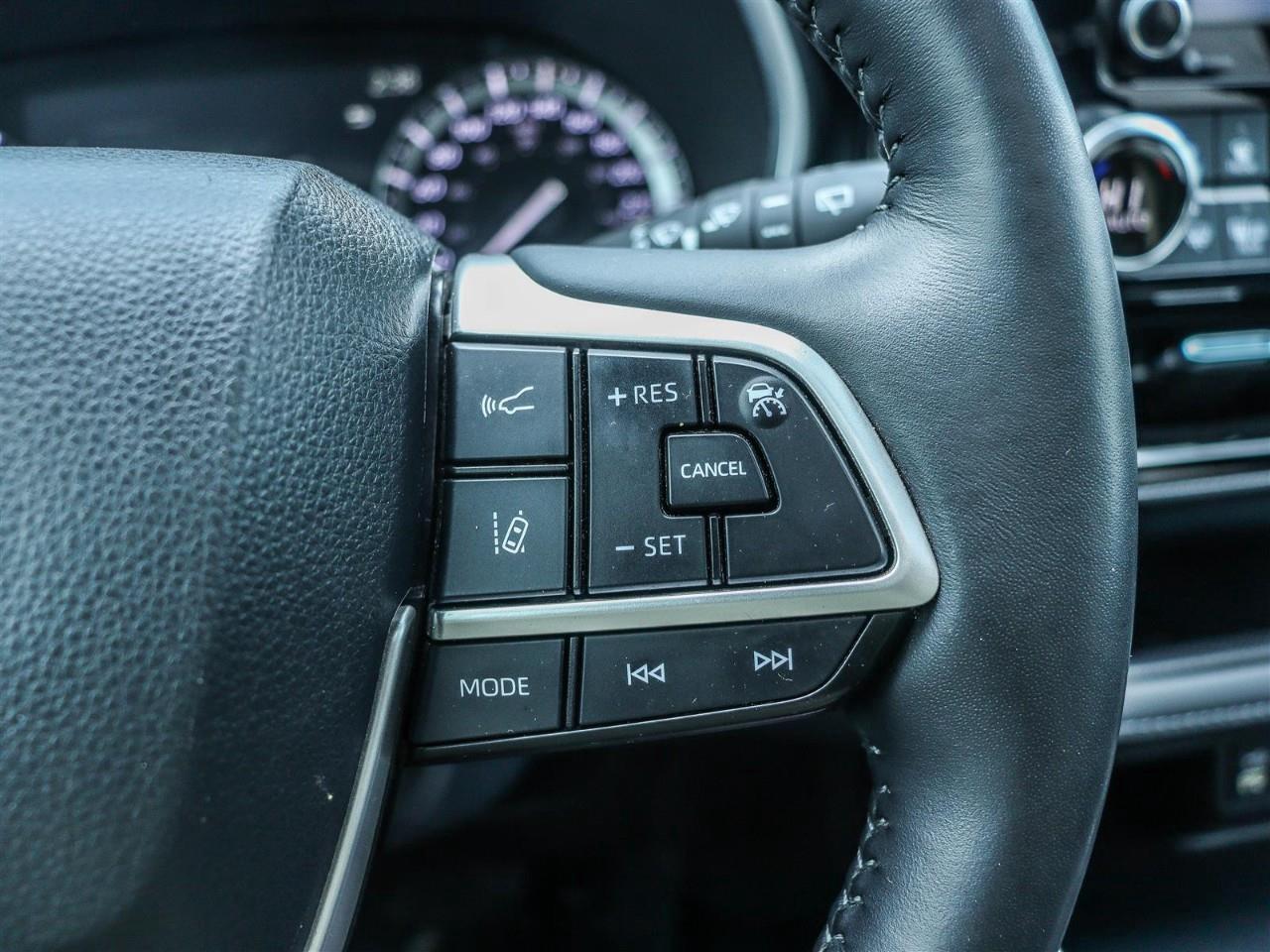 2022 Toyota Highlander XSE 4dr All-Wheel Drive Photo