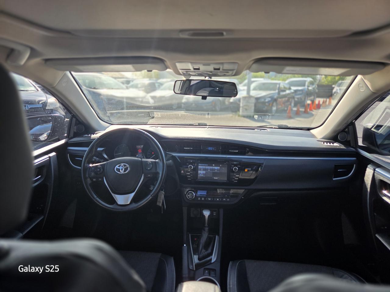 2016 Toyota Corolla S AUTO LEATHER ROOF ALLOYS  LOW km $ 16,688.00 Photo