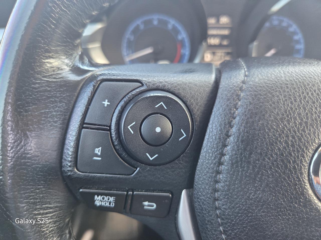 2016 Toyota Corolla S AUTO LEATHER ROOF ALLOYS  LOW km $ 16,688.00 Photo