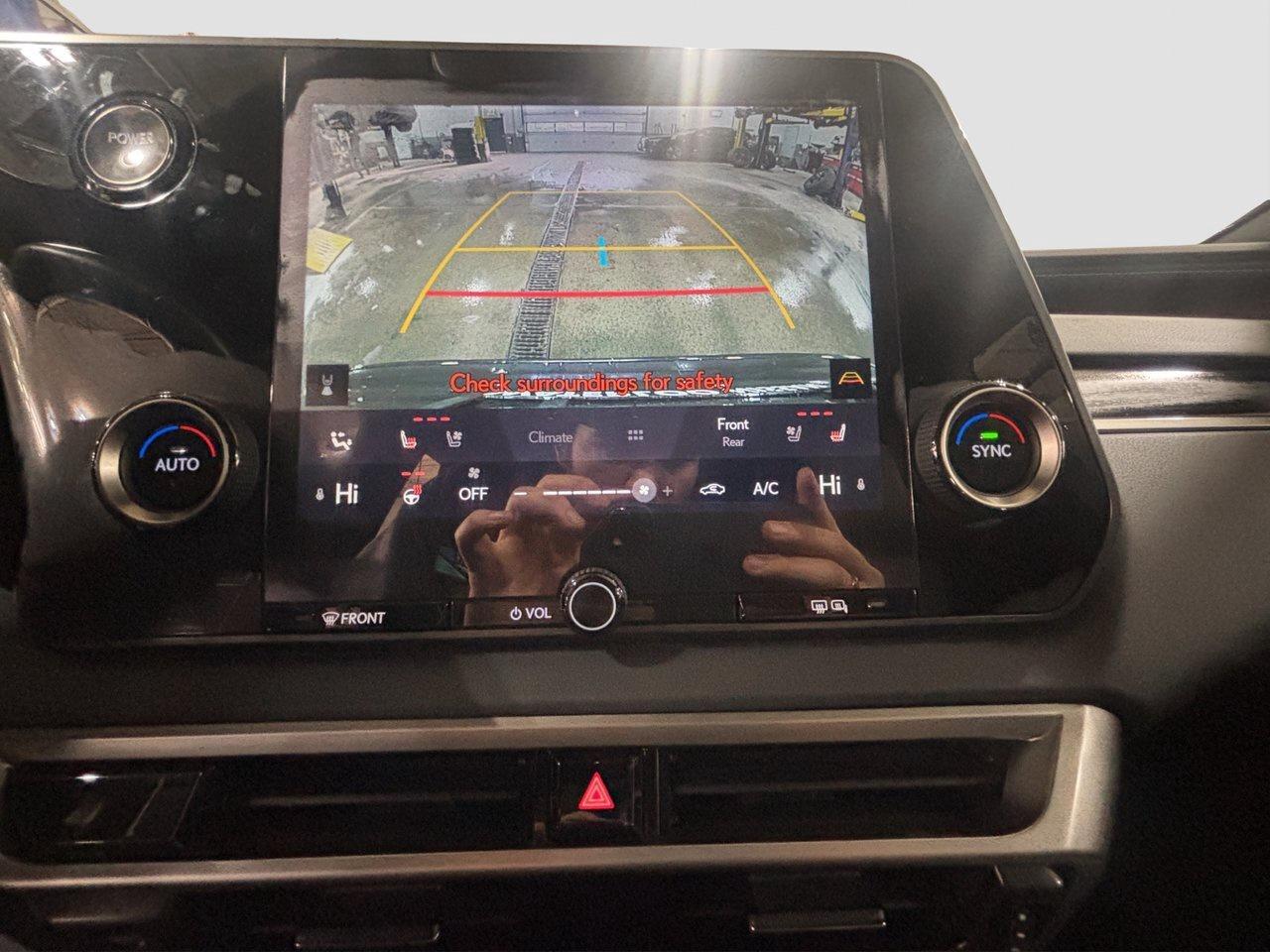 2023 Lexus RX RX 350h Photo