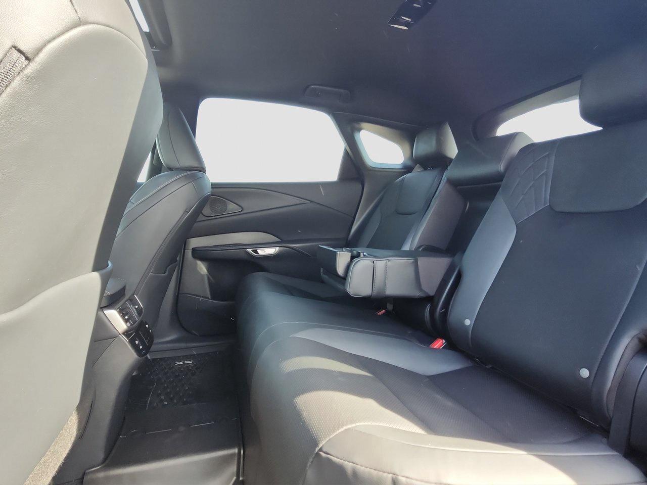 2023 Lexus RX RX 350h Photo