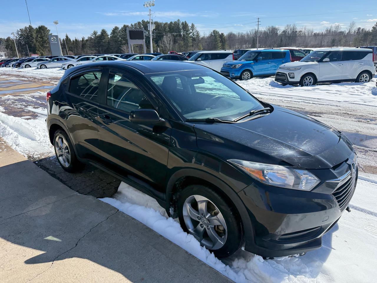 2018 Honda HR-V LX (M6) 4dr Front-Wheel Drive Photo