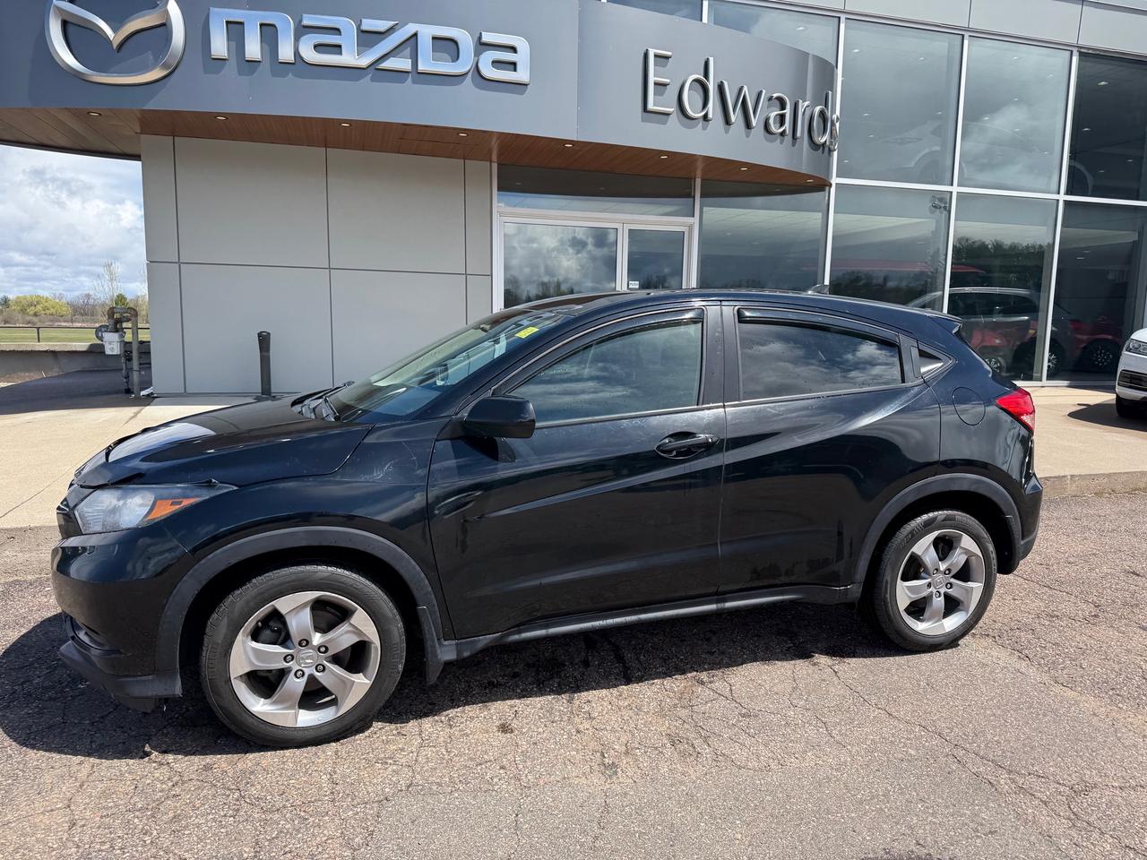 2018 Honda HR-V LX (M6) 4dr Front-Wheel Drive Photo