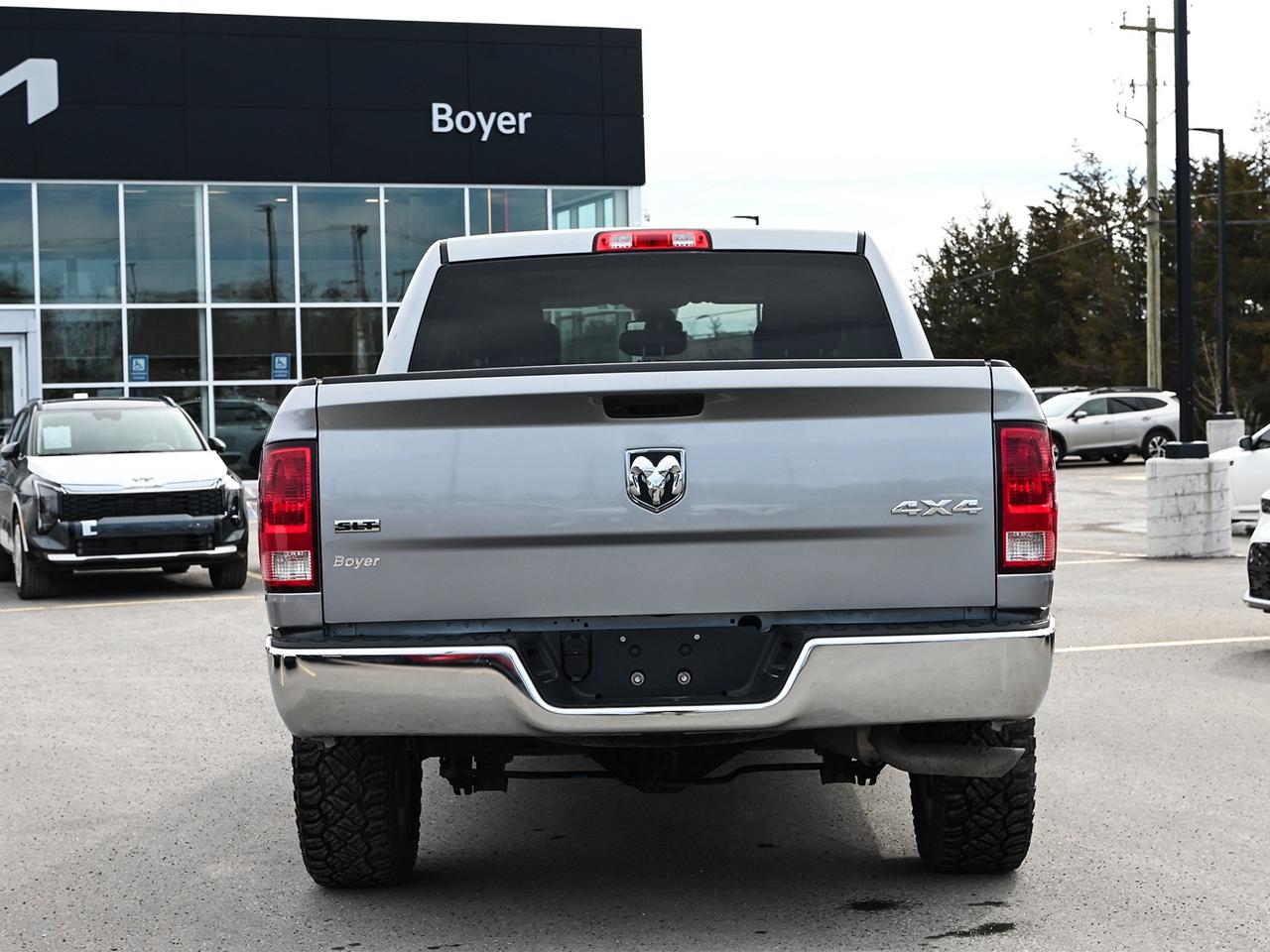 2023 RAM 1500 Classic SLT HEMI Photo